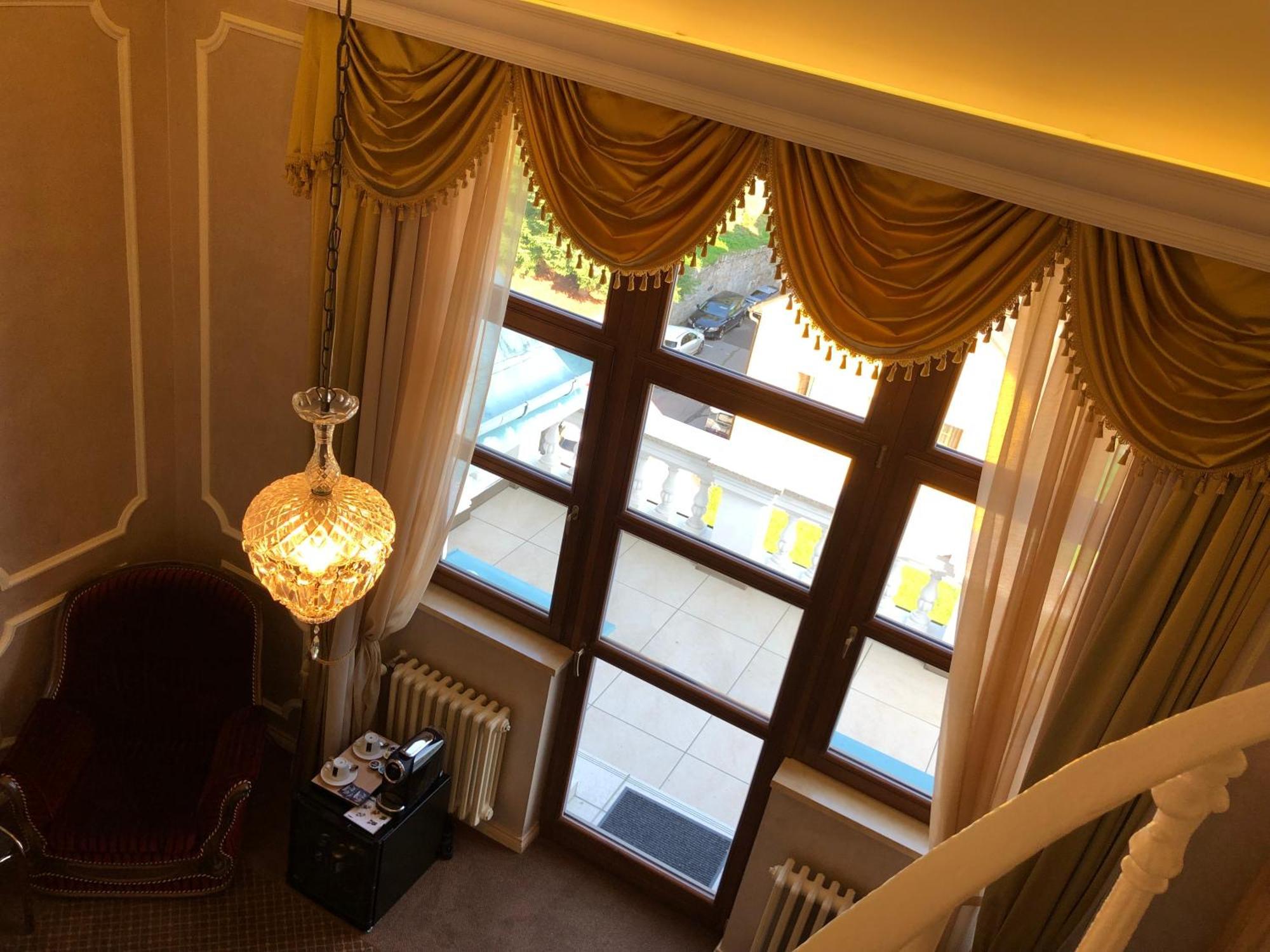 Hotel Chateau Cihelny 카를로비바리 외부 사진