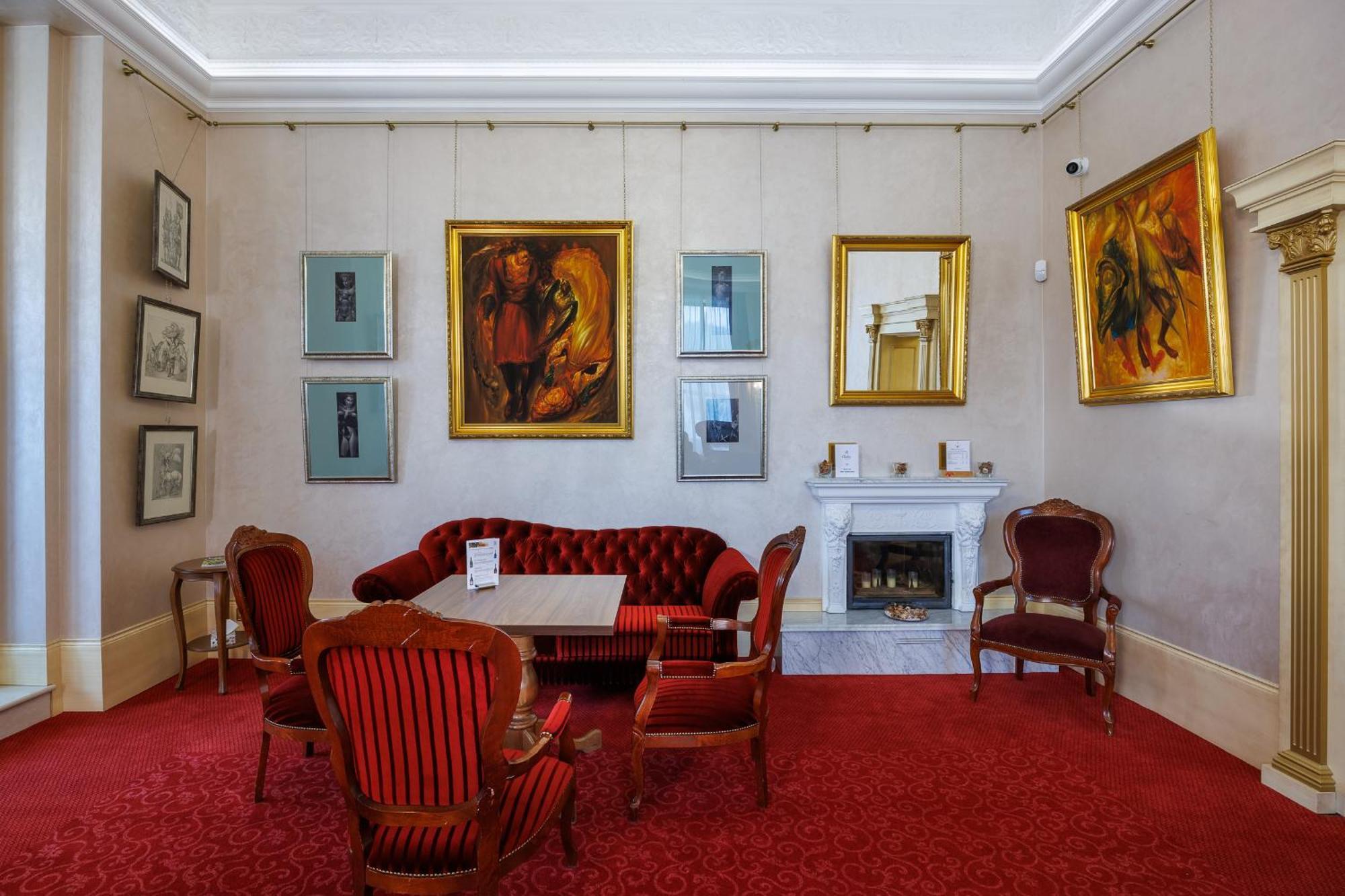 Hotel Chateau Cihelny 카를로비바리 외부 사진