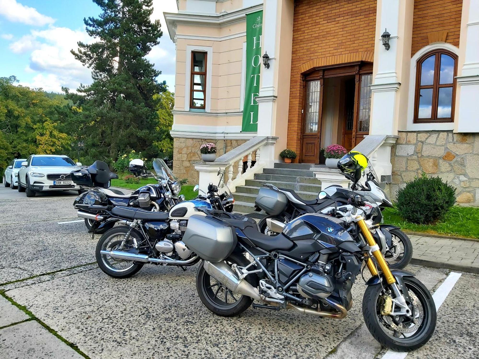 Hotel Chateau Cihelny 카를로비바리 외부 사진