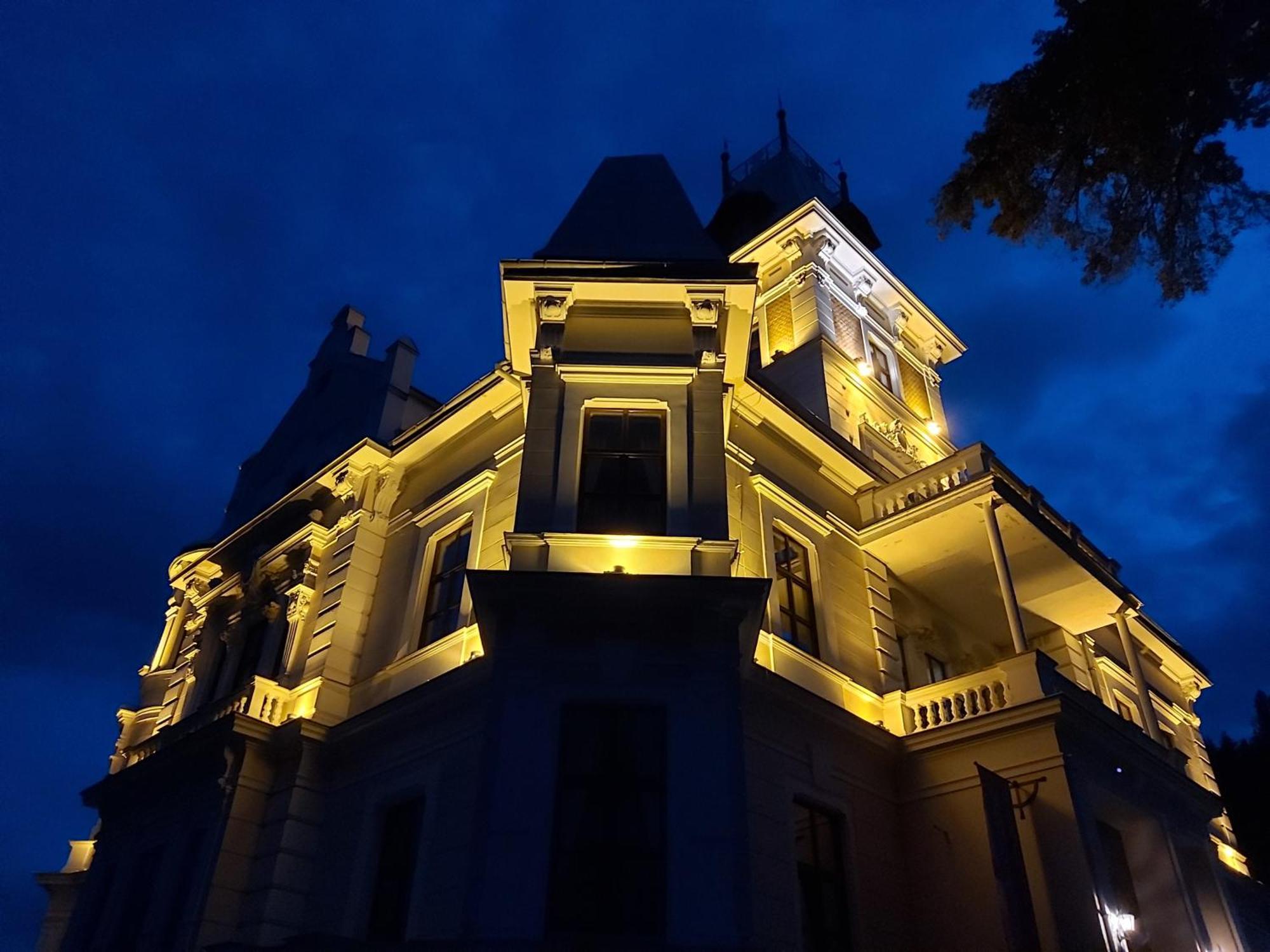 Hotel Chateau Cihelny 카를로비바리 외부 사진