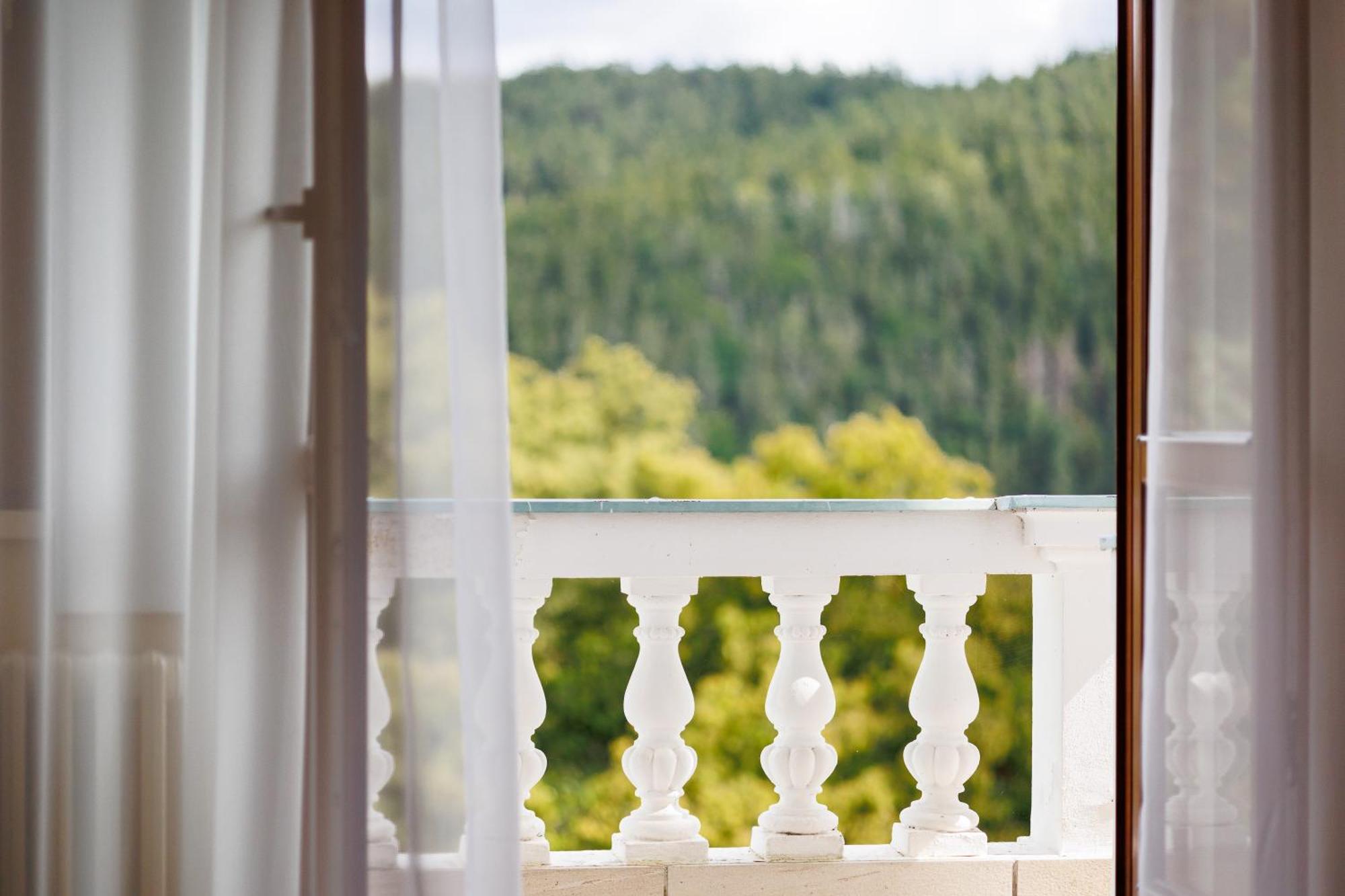 Hotel Chateau Cihelny 카를로비바리 외부 사진