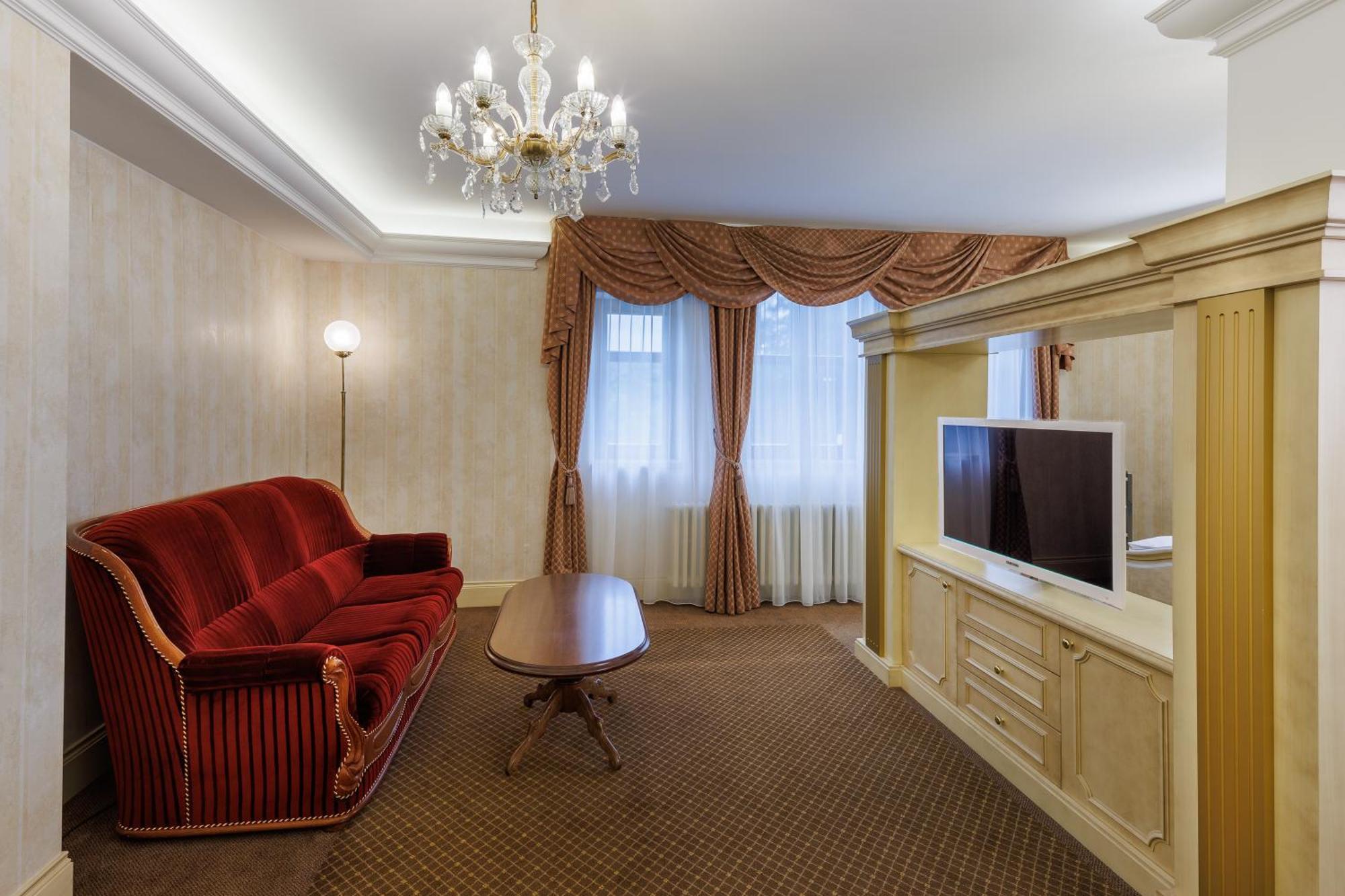 Hotel Chateau Cihelny 카를로비바리 외부 사진